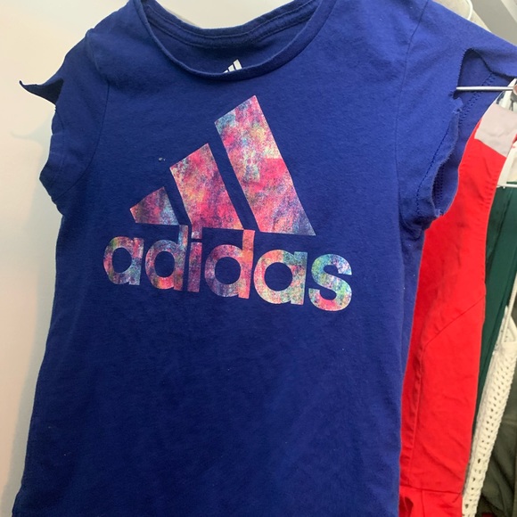 Nice hue of blue color nice on the eyes nice material - Picture 3 of 4